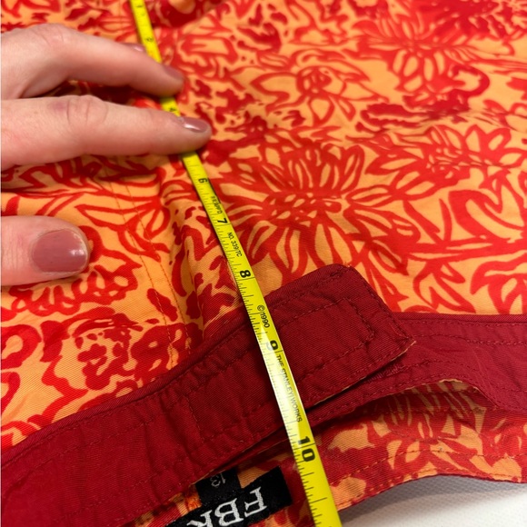 Vintage Floral Print Swim Shorts - Picture 7 of 8